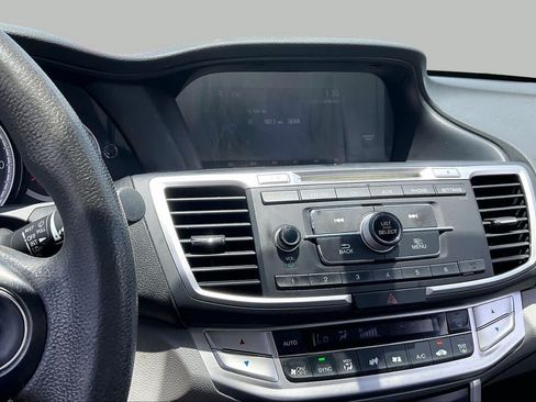 Used 2014 Honda Accord LX image 5