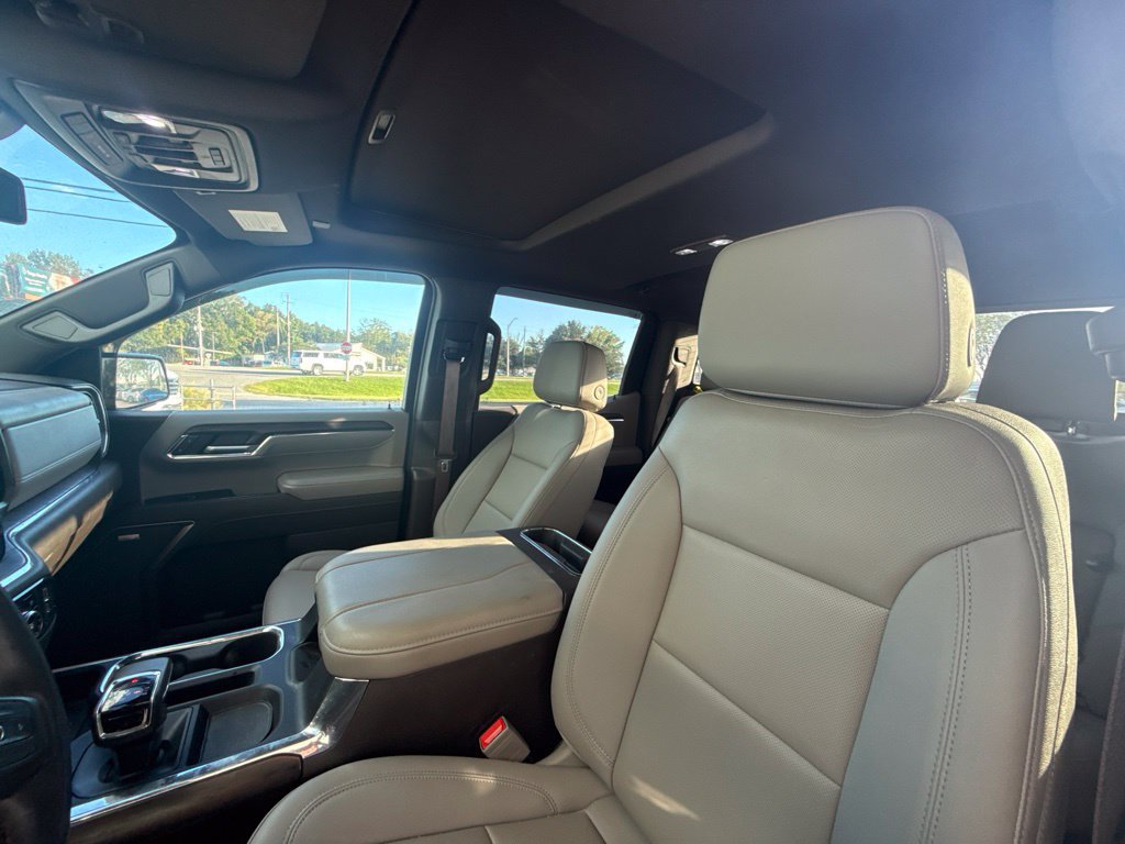 Used 2024 GMC Sierra 1500 SLT AWD/4WD image 10