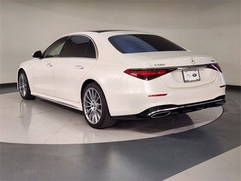 Used 2022 Mercedes-Benz S 580 4MATIC Sedan image 6