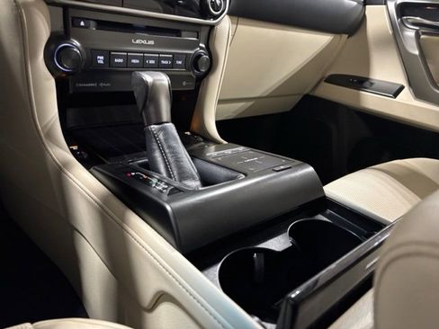Used 2023 Lexus GX 460 Premium image 21