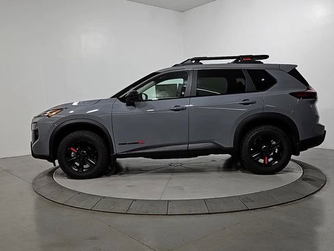 New 2026 Nissan Rogue SV AWD/4WD image 2
