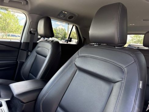 Used 2023 Ford Explorer XLT w/ Equipment Group 202A RWD image 26