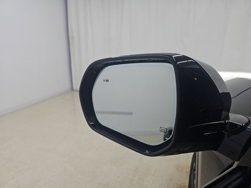 Used 2025 Buick Enclave Sport Touring image 30