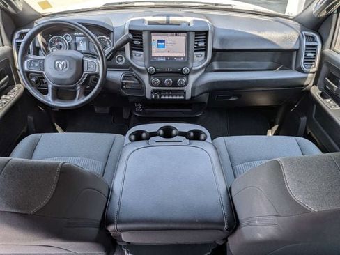 Used 2024 RAM 2500 Tradesman w/ Chrome Appearance Group AWD/4WD image 15