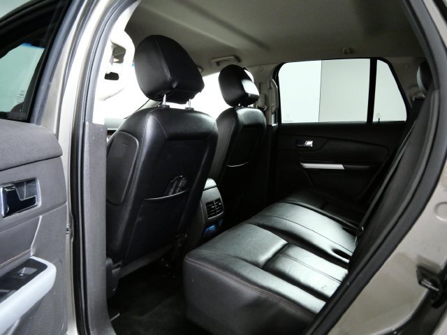 Used 2013 Ford Edge Limited AWD/4WD image 13