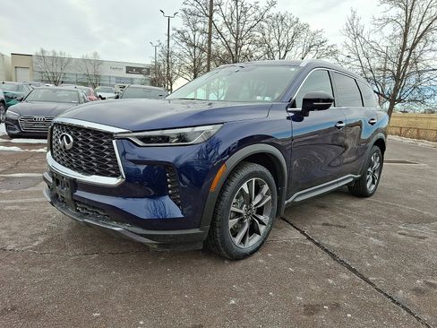 Used 2022 INFINITI QX60 Luxe w/ Cargo Package image 3