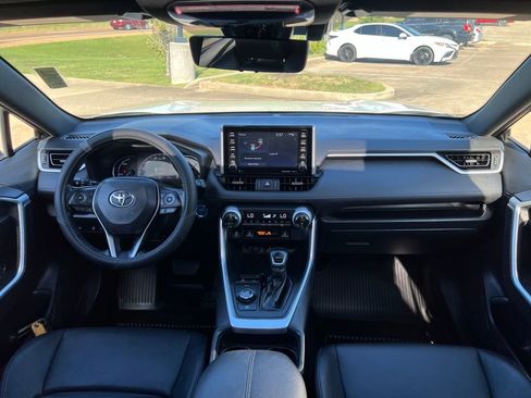 Used 2021 Toyota RAV4 XSE w/ XSE Grade Weather Package image 13