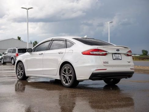 Used 2020 Ford Fusion Titanium FWD image 5