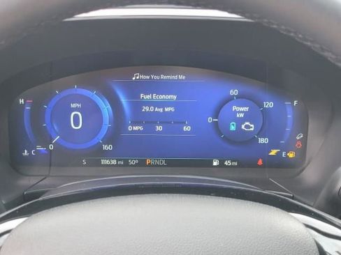 Certified 2022 Ford Escape Titanium image 31