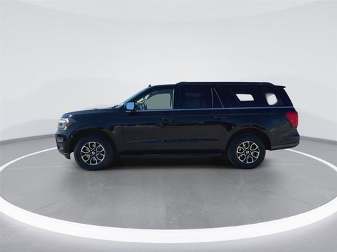 Used 2024 Ford Expedition Max XLT RWD image 12