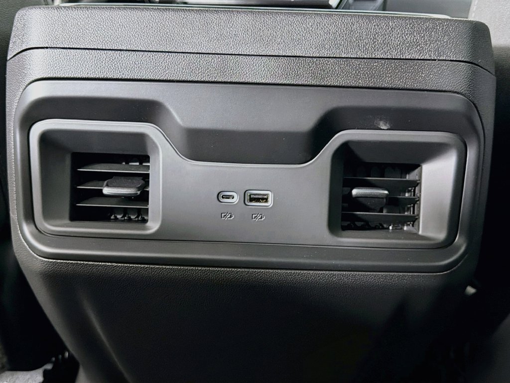 New 2026 Chevrolet Silverado 1500 LT Trail Boss w/ Convenience Package II AWD/4WD image 21