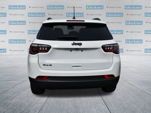 New 2026 Jeep Compass Latitude image 13