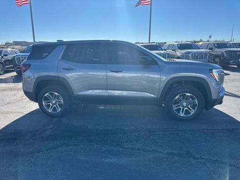 Used 2026 GMC Terrain Elevation w/ Technology Package II image 5