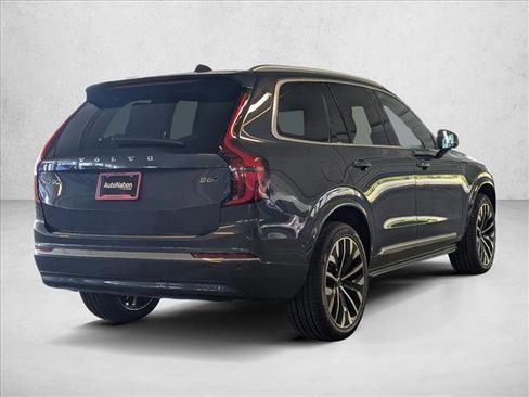 Certified 2026 Volvo XC90 B6 Plus w/ Protection Package Premier AWD/4WD image 2