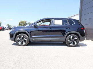 Used 2025 Volkswagen Taos SE AWD/4WD video 2