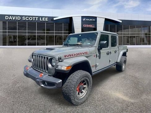 Used 2021 Jeep Gladiator Mojave AWD/4WD image 4