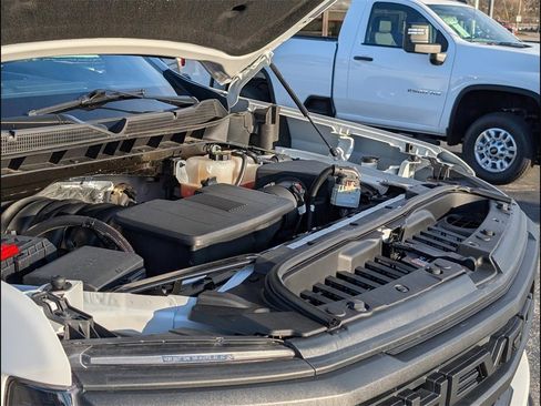 Used 2024 Chevrolet Silverado 1500 Custom Trail Boss image 23