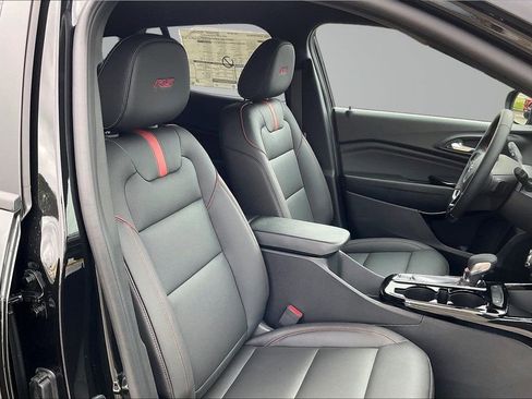 New 2026 Chevrolet Trax RS w/ Driver Confidence Package image 11