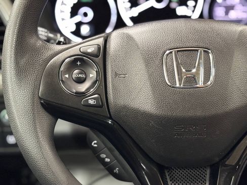 Used 2016 Honda HR-V EX image 31