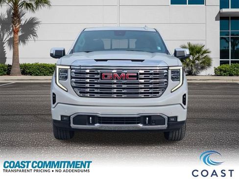 Used 2025 GMC Sierra 1500 Denali w/ Technology Package RWD image 2
