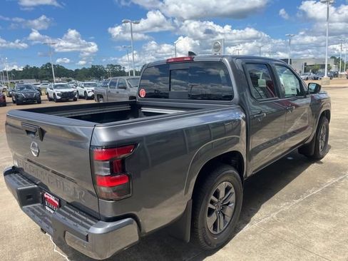 New 2026 Nissan Frontier SV w/ SV Convenience Package RWD image 4