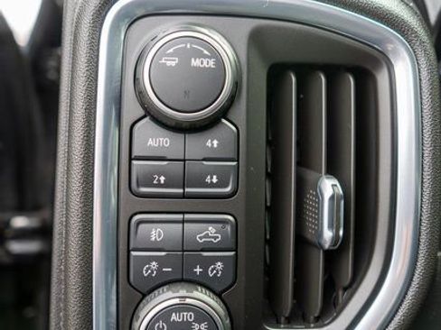 Used 2021 Chevrolet Silverado 2500 LTZ w/ LTZ Convenience Package AWD/4WD image 24