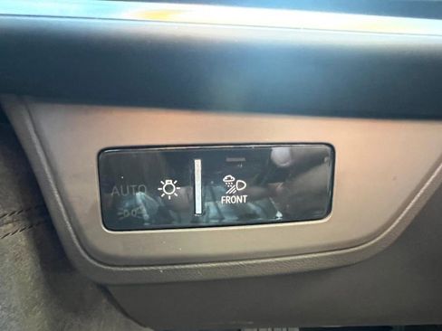 Used 2023 Audi RS e-tron GT w/ Carbon Performance Package image 26