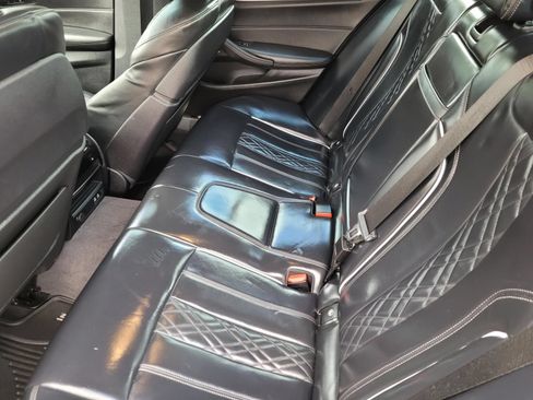 Used 2021 BMW M550i xDrive w/ Executive Package AWD/4WD image 16