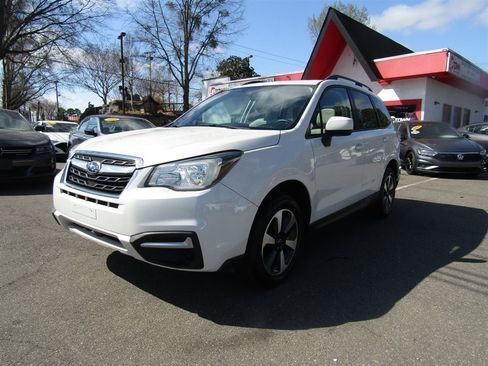 Used 2017 Subaru Forester 2.5i Premium w/ Popular Package #2A image 13