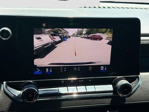 Used 2023 Chevrolet Colorado W/T w/ Technology Package RWD image 29