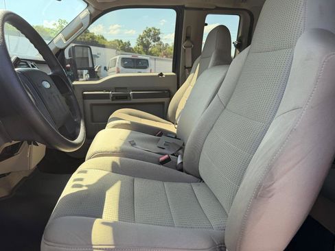 Used 2008 Ford F250 FX4 image 14