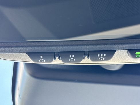 Used 2024 Subaru Ascent Limited image 23