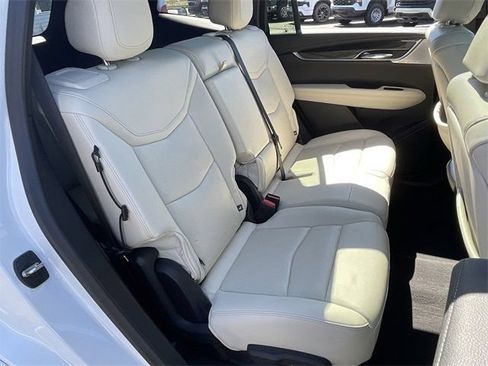 Used 2021 Cadillac XT6 Sport AWD/4WD image 32