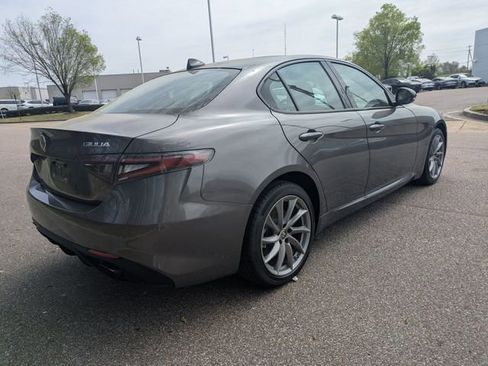 New 2025 Alfa Romeo Giulia AWD w/ Driving Assist Package image 6