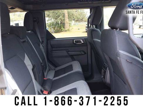 Used 2025 Ford Bronco Big Bend image 19