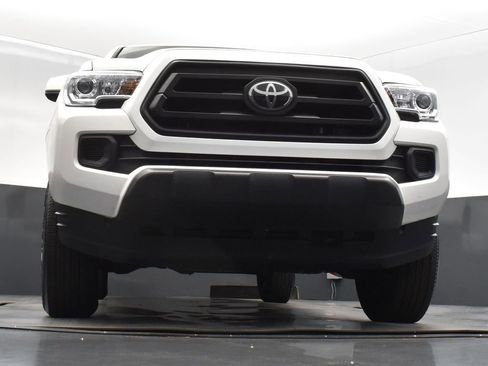Used 2022 Toyota Tacoma SR w/ SR Convenience Package RWD image 40