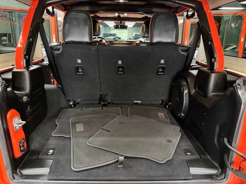 Used 2020 Jeep Wrangler Unlimited Rubicon AWD/4WD image 41