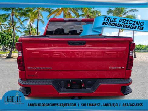 Used 2023 Chevrolet Silverado 1500 Custom RWD image 4