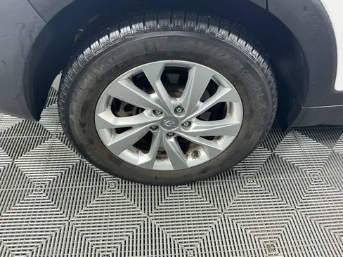 Used 2020 Hyundai Tucson SE w/ Cargo Package AWD/4WD image 15