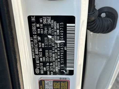 Used 2019 Kia Sorento SX image 30