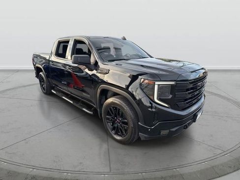 Used 2022 GMC Sierra 1500 Elevation image 1