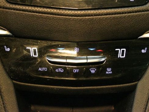 Used 2022 Cadillac XT5 Premium Luxury AWD/4WD image 27