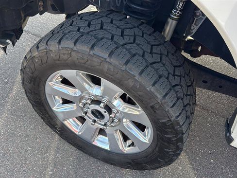 Used 2022 Ford F350 Platinum image 8