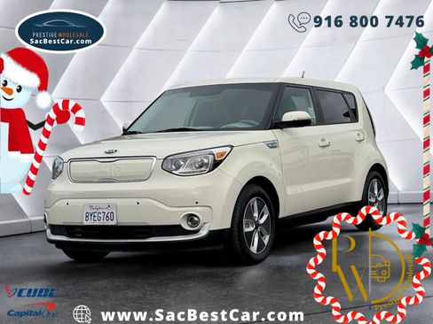 Used 2017 Kia Soul EV + image 1