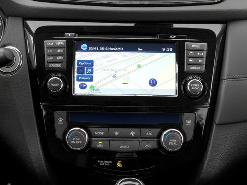 Used 2018 Nissan Rogue SL FWD image 11