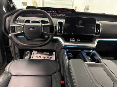 New 2027 Ford Expedition Max Platinum w/ Stealth Performance Package AWD/4WD image 15