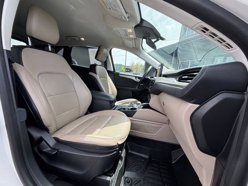 Used 2021 Ford Escape SEL AWD/4WD image 25