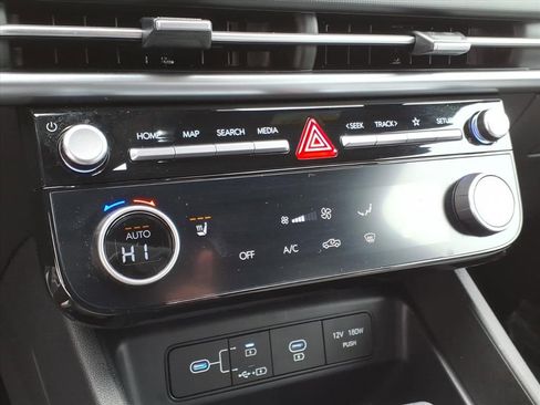 Used 2026 Hyundai Santa Cruz SEL image 18