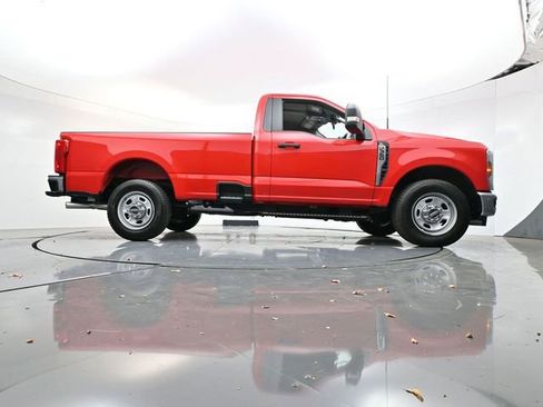 New 2026 Ford F350 XL w/ XL Driver Assist Package RWD image 33