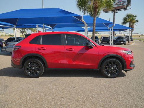 Used 2025 Honda HR-V Sport image 8